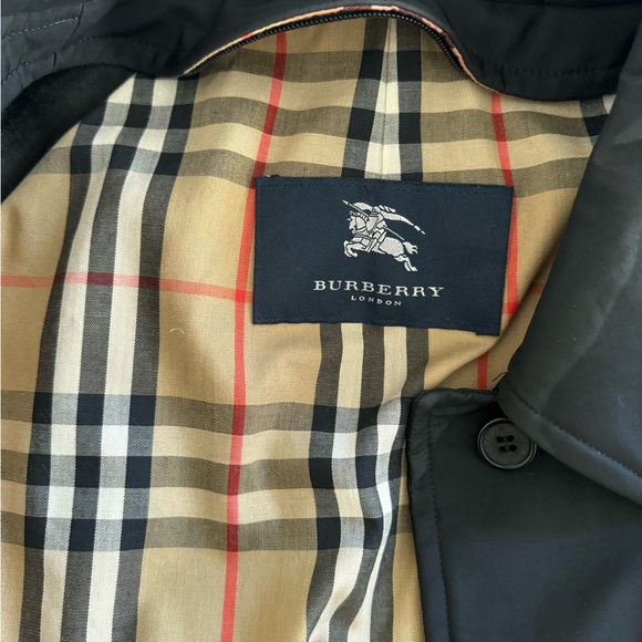 Burberry Rain Repellent Trench Coat Black - Picture 9 of 10